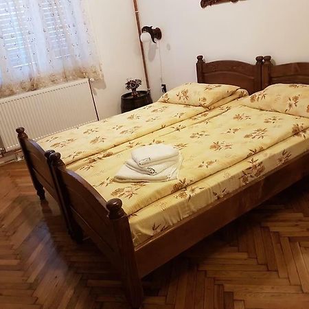 Pensjonat Recea186 Recea  Zewnętrze zdjęcie