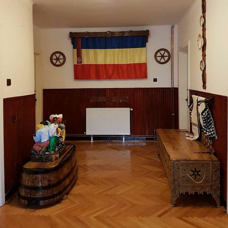 Pensjonat Recea186 Recea  Zewnętrze zdjęcie